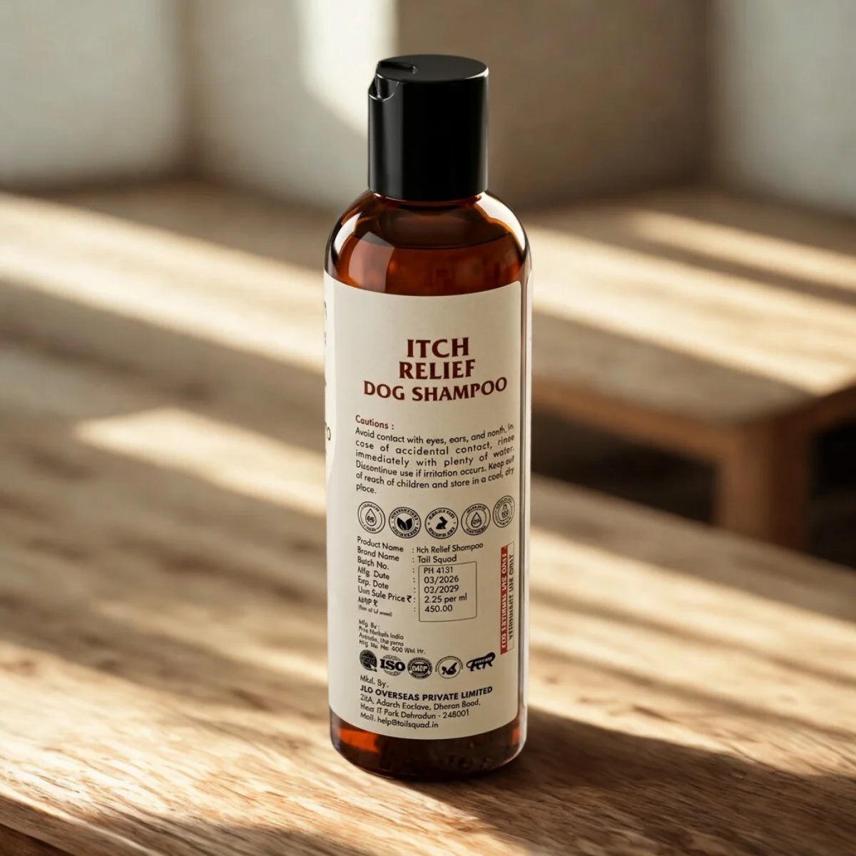 Back label of itch relief dog shampoo showing cautions and product directions.